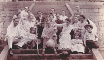 Canadian Missionary Families in Chengdu, China