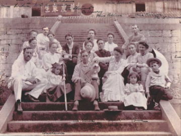 Canadian Missionary Families in Chengdu, China