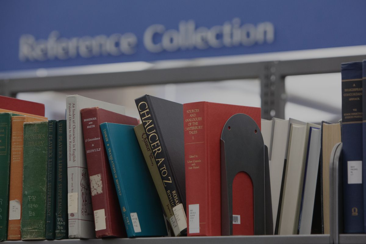 Books in the reference collection at Stauffer Library 